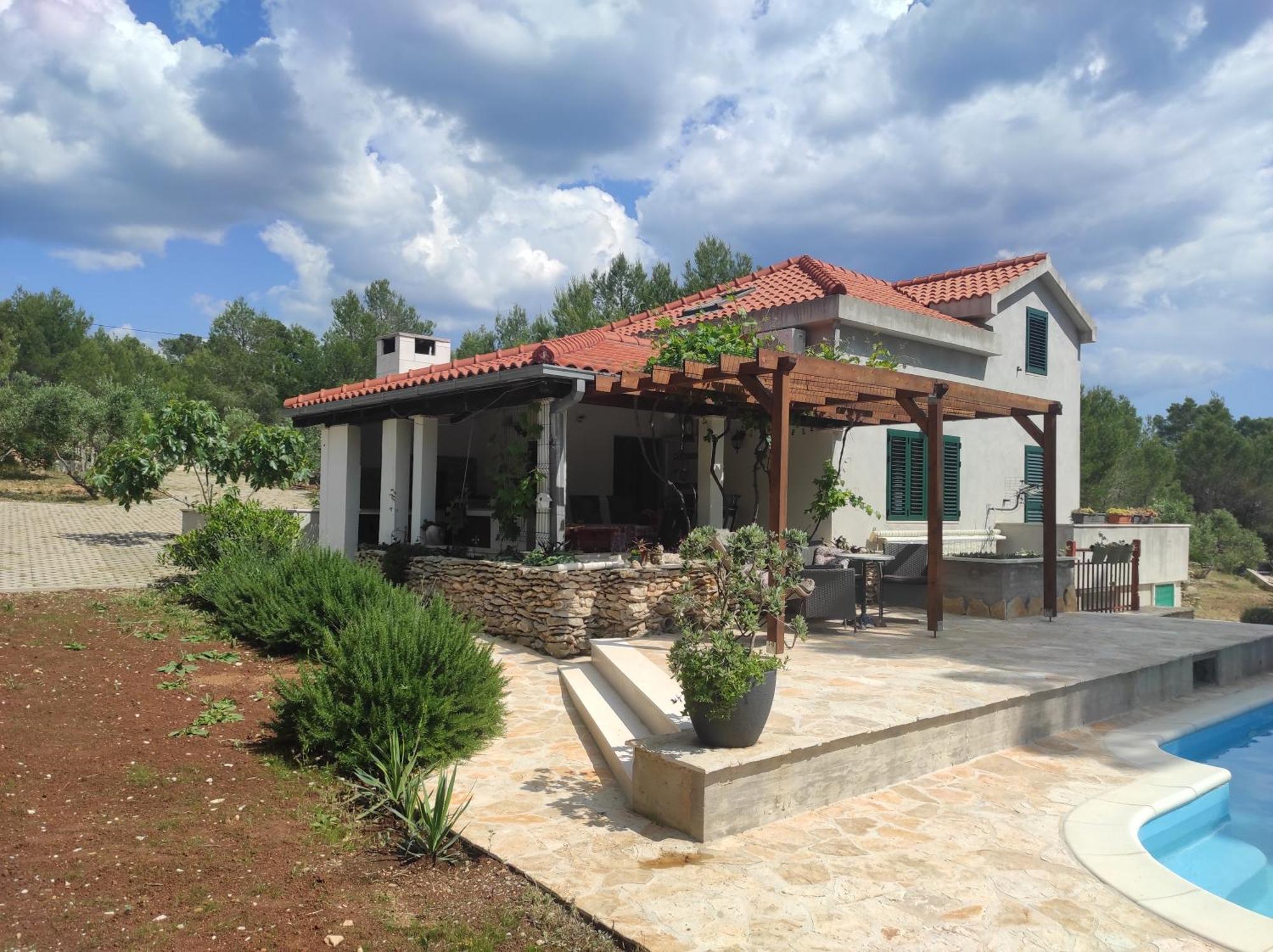 Obiteljska Kuca Za Odmor Futura Villa มิลนา ภายนอก รูปภาพ