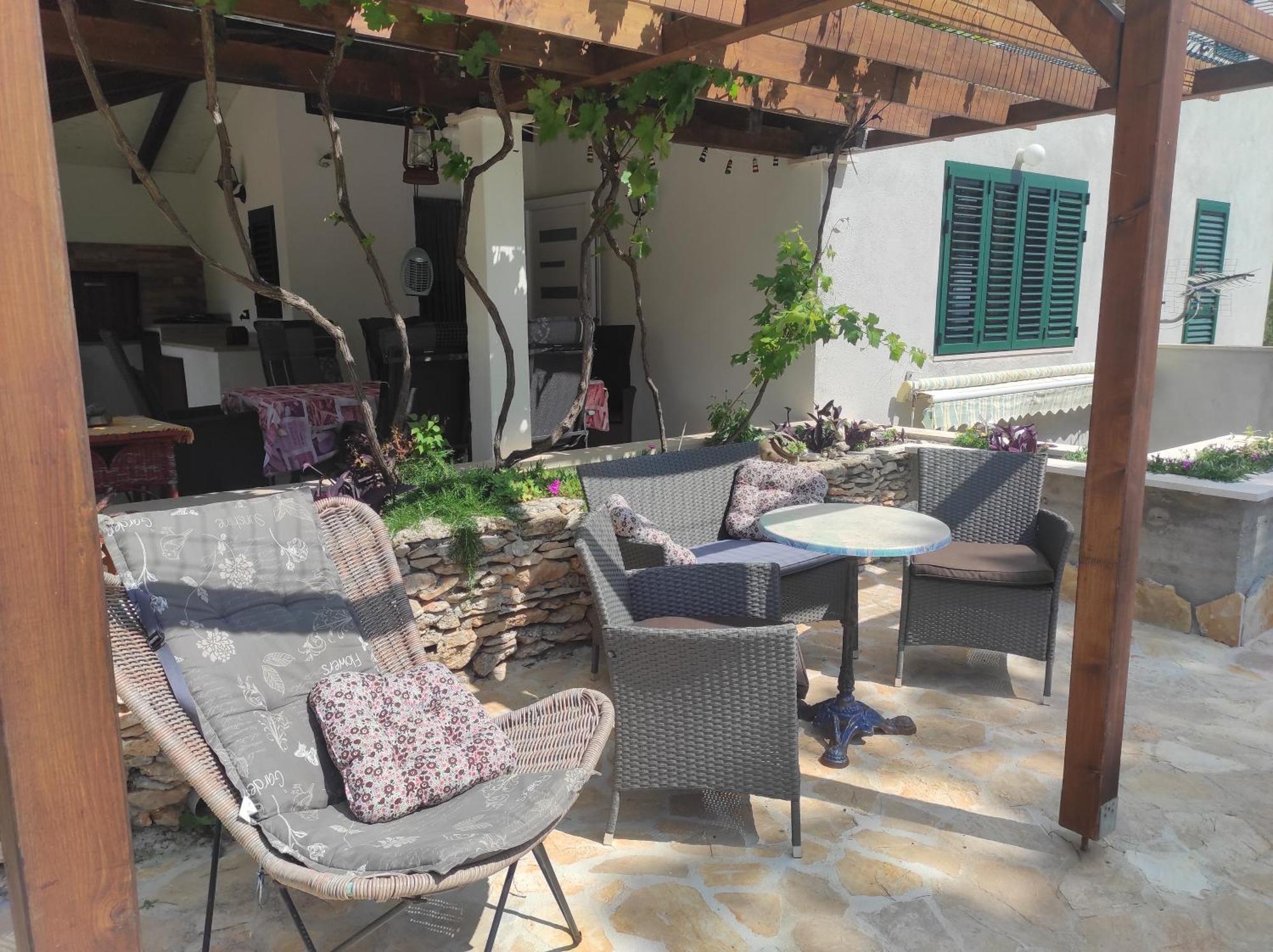 Obiteljska Kuca Za Odmor Futura Villa มิลนา ภายนอก รูปภาพ