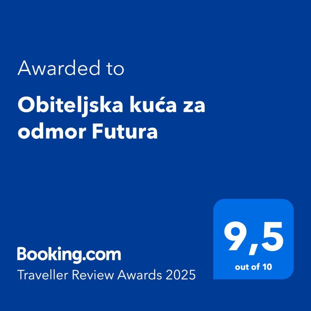 Obiteljska Kuca Za Odmor Futura Villa มิลนา ภายนอก รูปภาพ