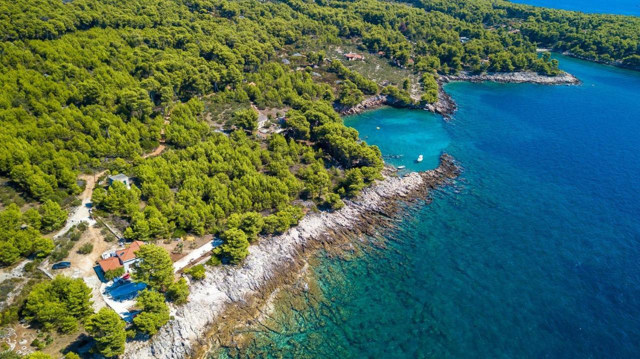 Obiteljska Kuca Za Odmor Futura Villa มิลนา ภายนอก รูปภาพ